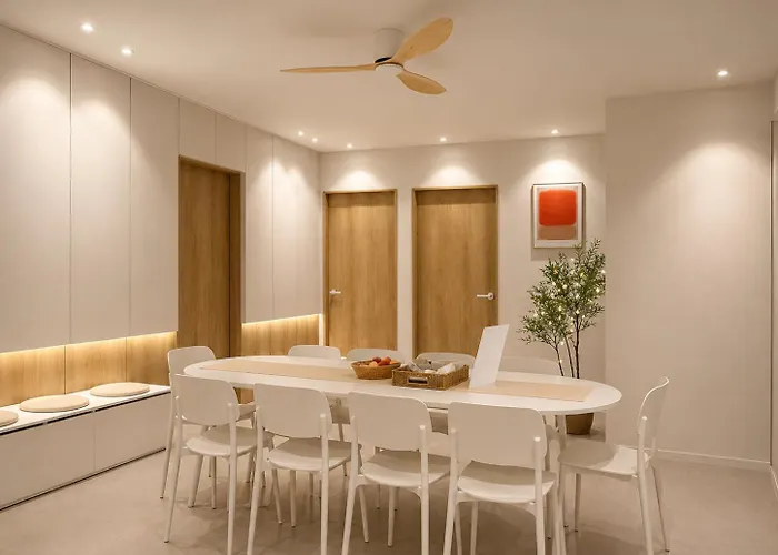 Hongdae 2min Walk From Hong Dae Station